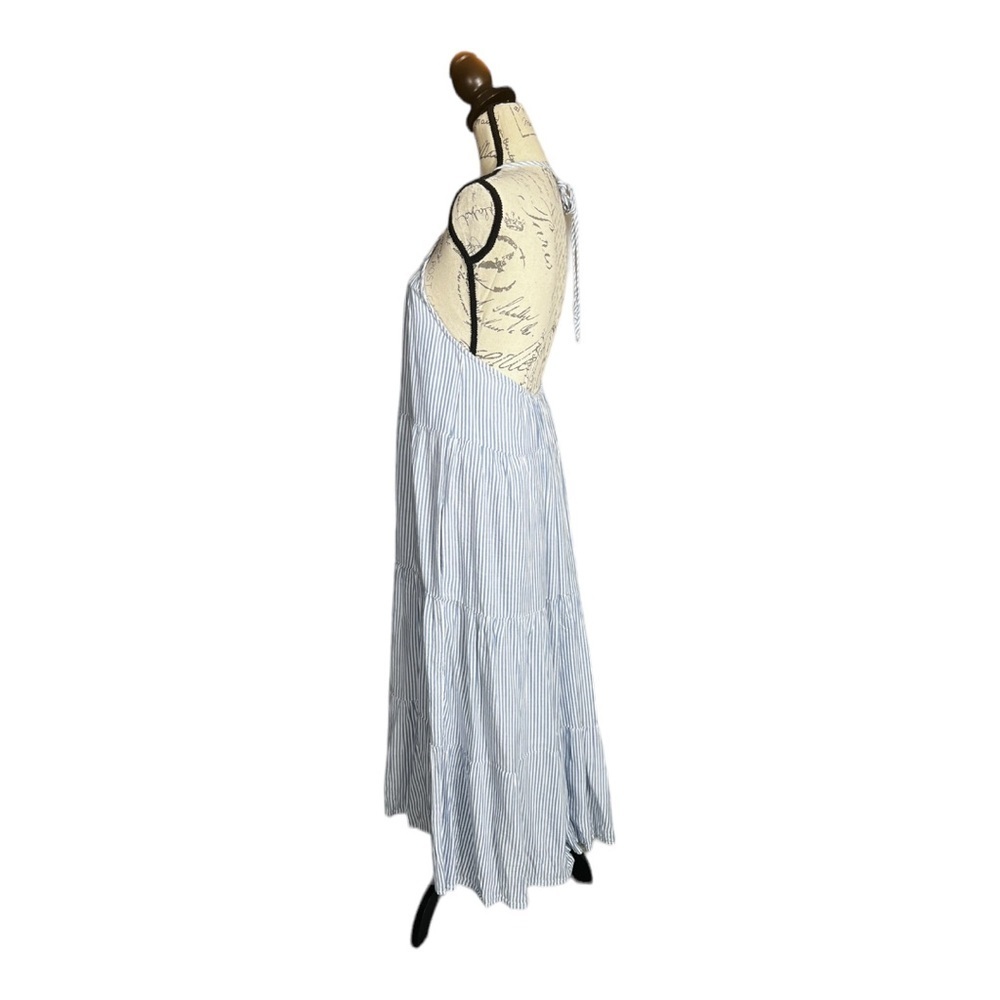 Elan tiered halter maxi dress, size medium. New without tags - Picture 4 of 10